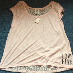 T shirt from pink